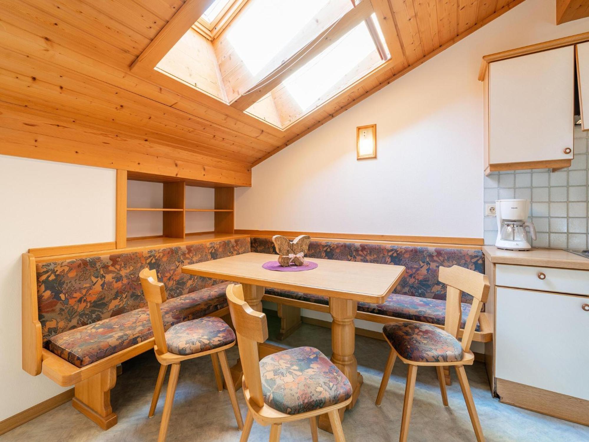 Beautiful Apartment In Mittersill With Balcony Extérieur photo